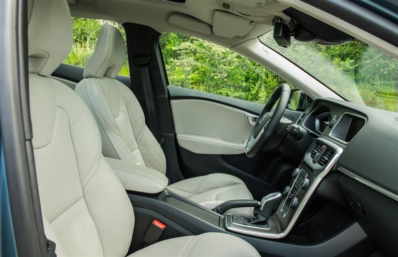 Volvo V40 usata a Parma (9)