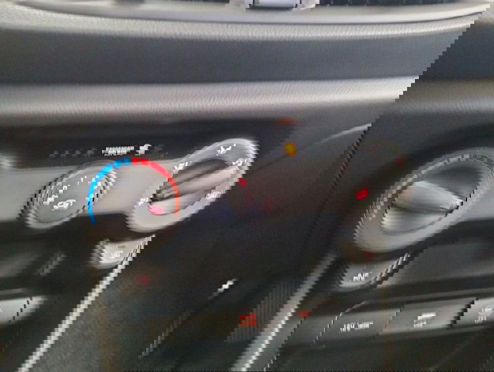 Kia Picanto nuova a Como (18)