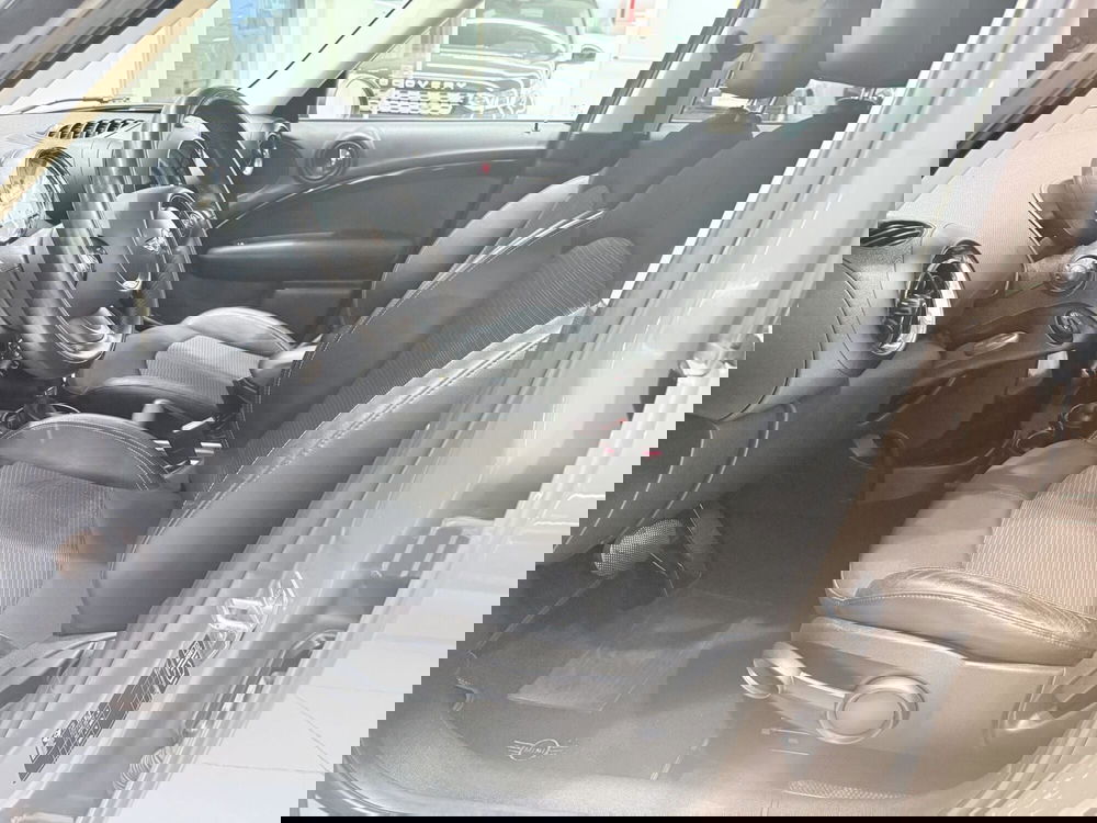MINI Mini Countryman usata a Latina (8)