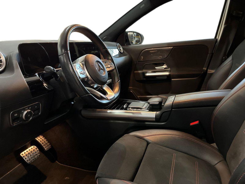 Mercedes-Benz GLA SUV usata a Bari (10)