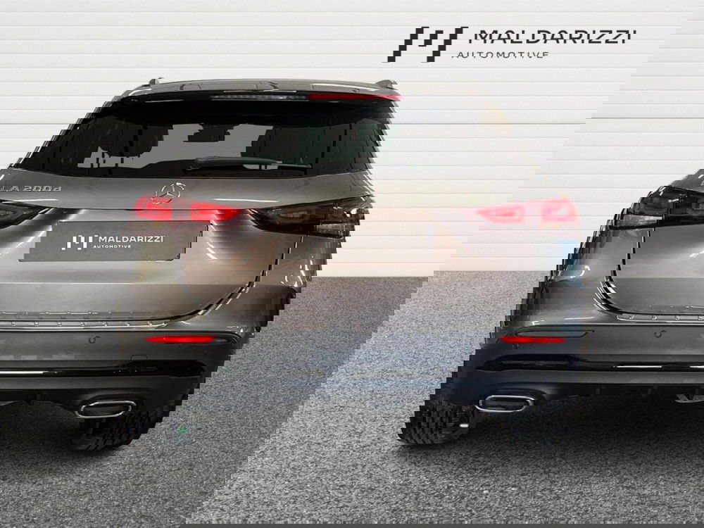 Mercedes-Benz GLA SUV usata a Bari (3)