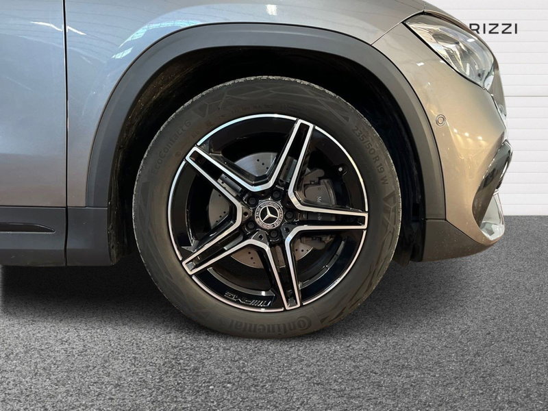 Mercedes-Benz GLA SUV usata a Bari (6)