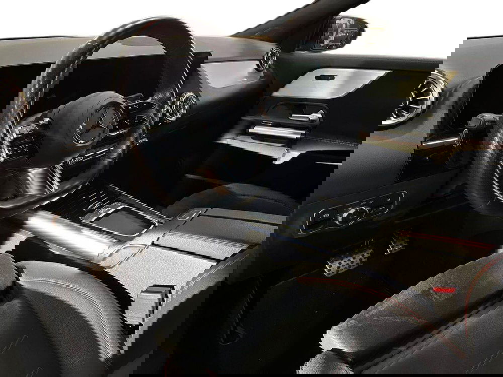 Mercedes-Benz GLA SUV usata a Bari (10)