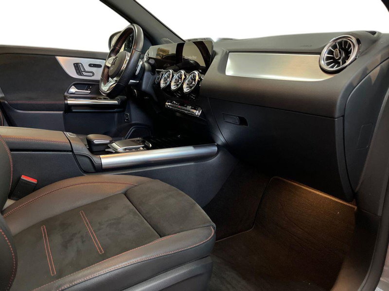 Mercedes-Benz GLA SUV usata a Bari (9)