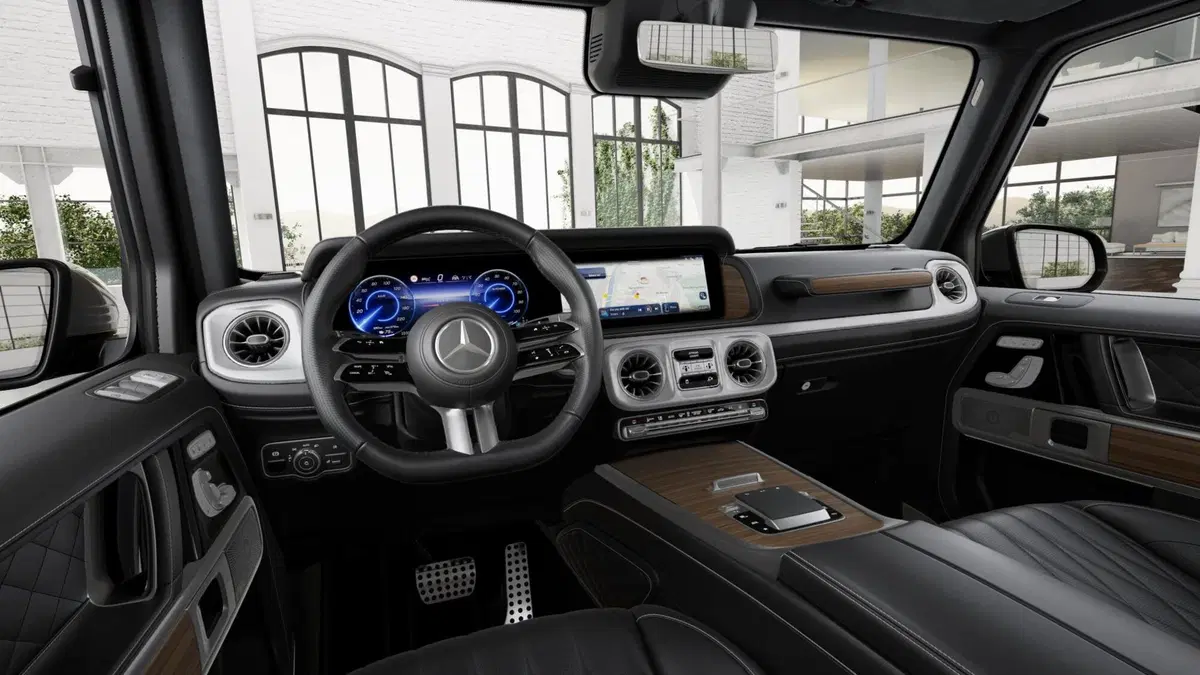 Mercedes-Benz Classe G nuova a Milano (8)
