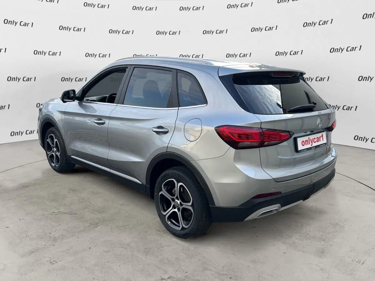 Mg ZS nuova a Ferrara (5)