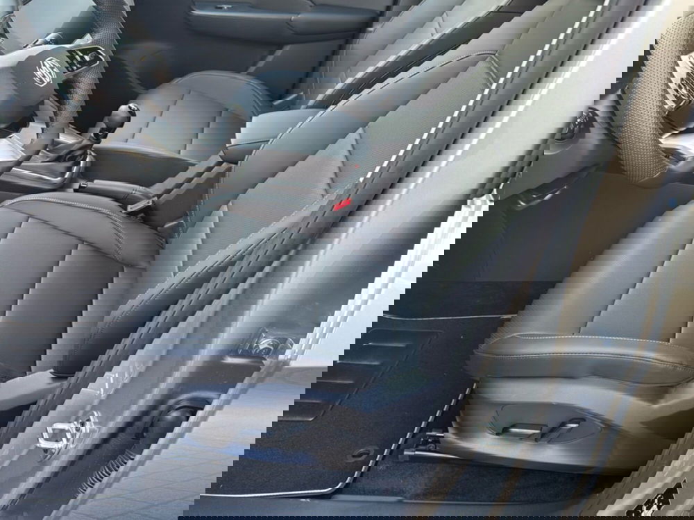 Mg ZS nuova a Ferrara (9)