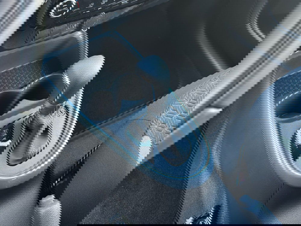 Toyota Aygo X nuova a Ferrara (10)