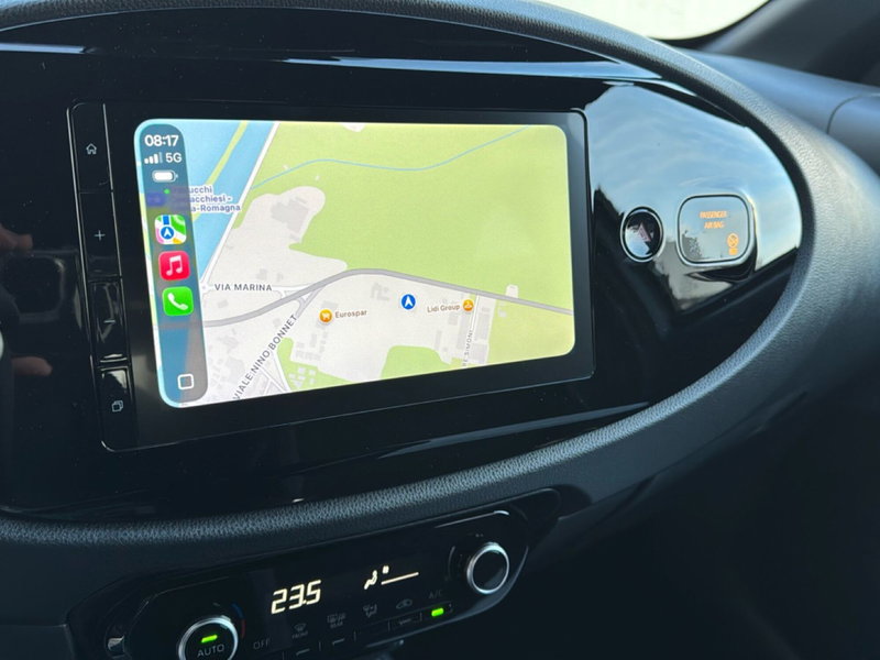 Toyota Aygo X nuova a Ferrara (14)