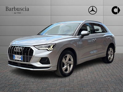 Audi Q3 35 2.0 tdi Business Advanced s-tronic del 2021 usata a Montesilvano