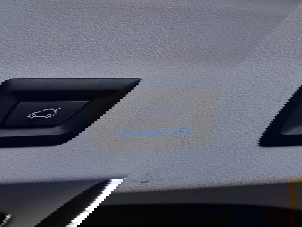 BMW X4 usata a Pescara (16)