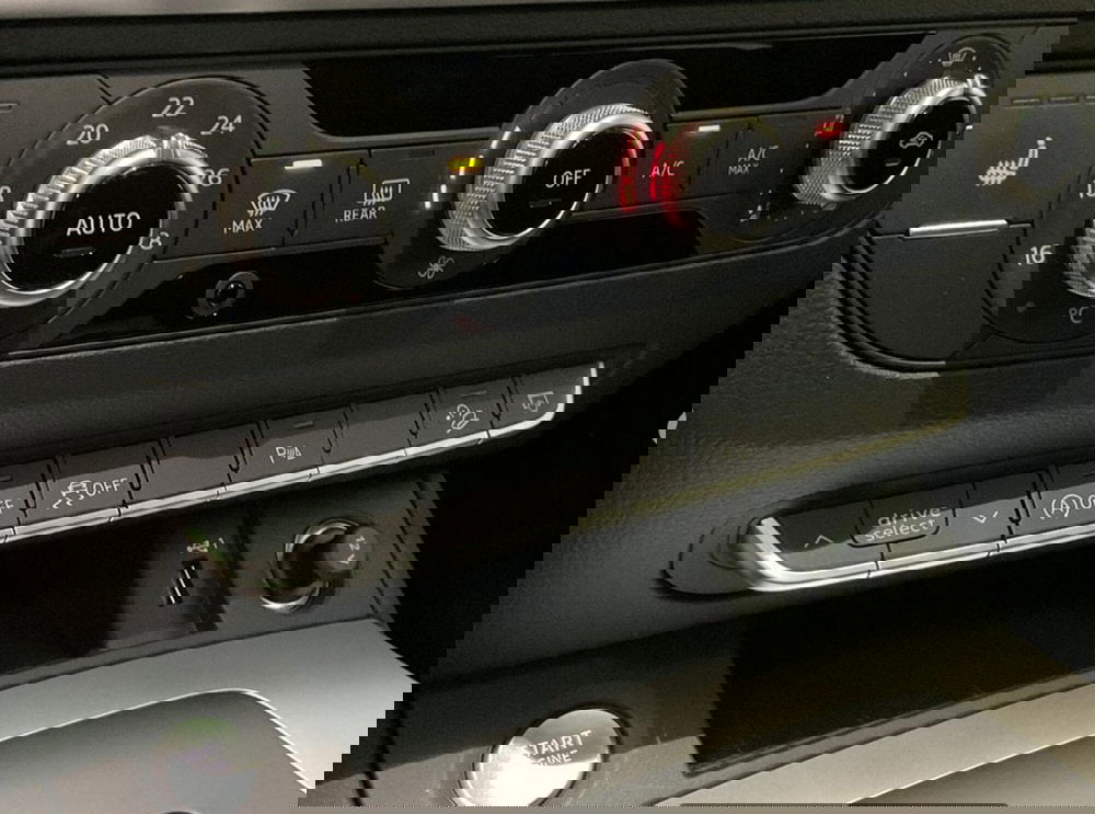 Audi Q4 Sportback usata a Padova (10)