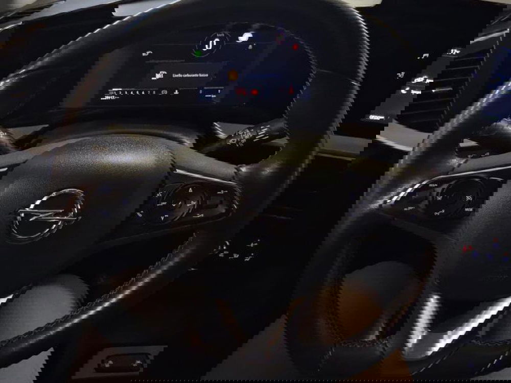 Opel Mokka usata a Genova (14)