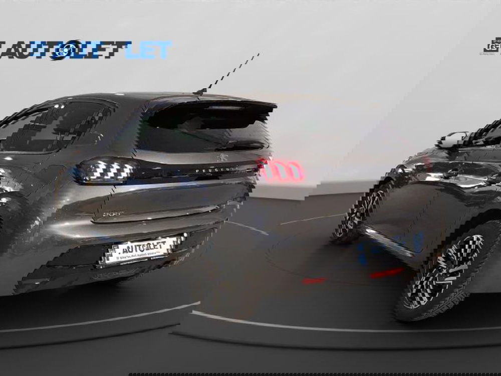 Peugeot 208 usata a Genova (8)