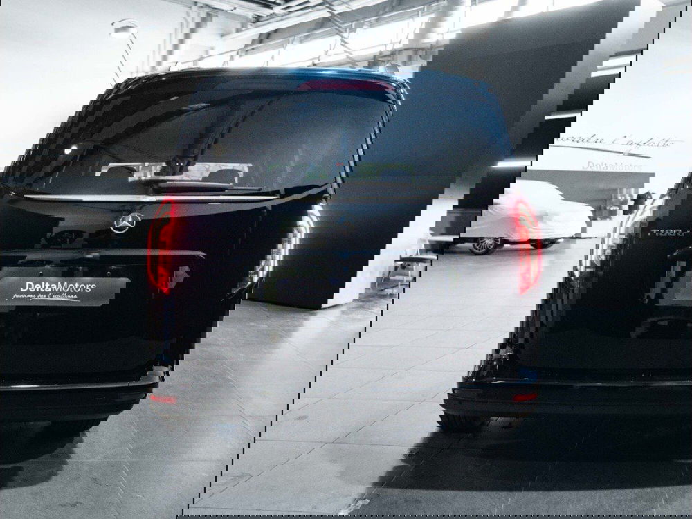 Mercedes-Benz Classe T nuova a Rimini (6)