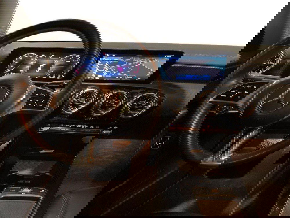 Mercedes-Benz CLA usata a Macerata (11)