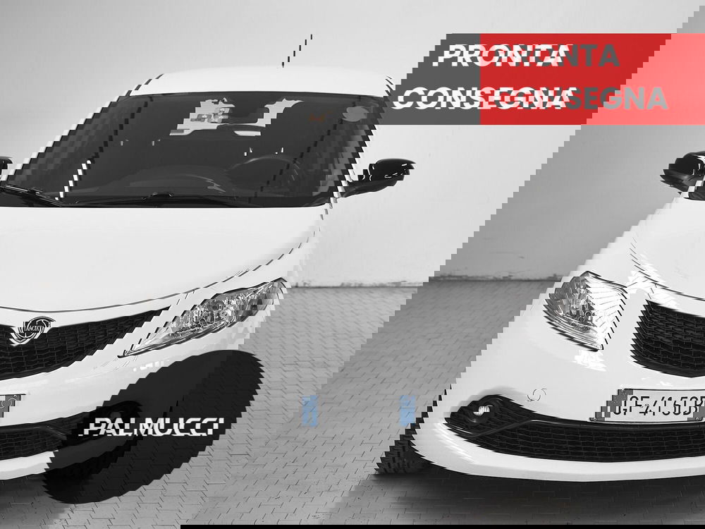 Lancia Ypsilon usata a Prato