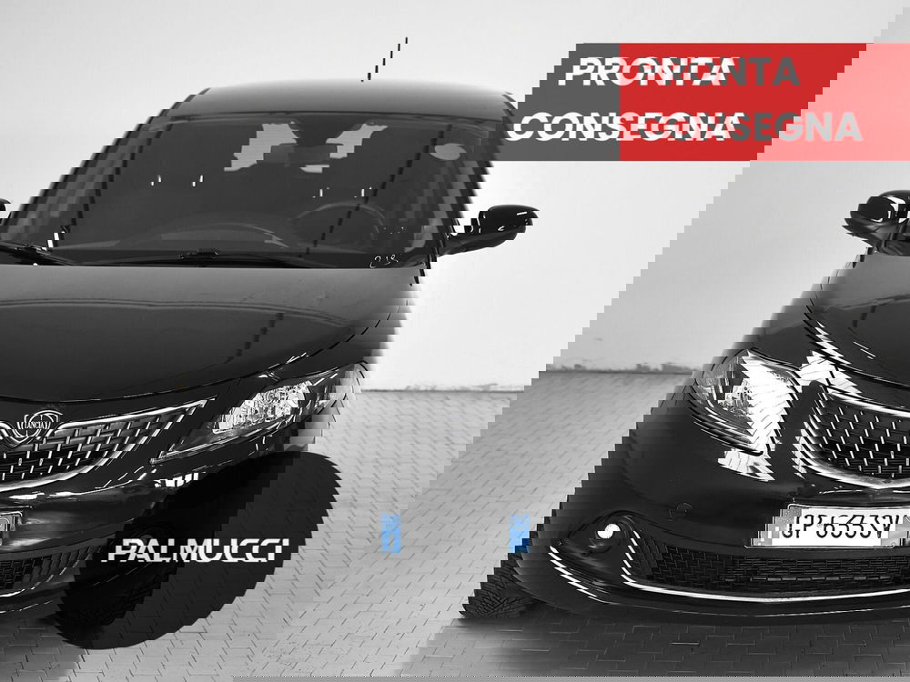 Lancia Ypsilon usata a Prato (2)