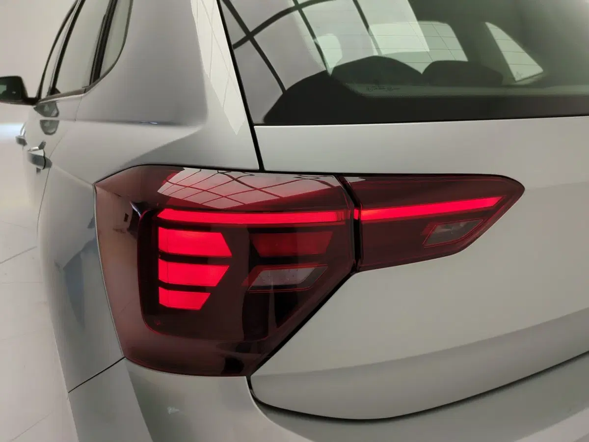 Volkswagen Polo usata a Avellino (9)