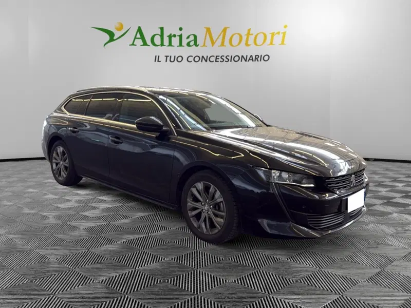 Peugeot 508 SW usata a Pordenone (7)