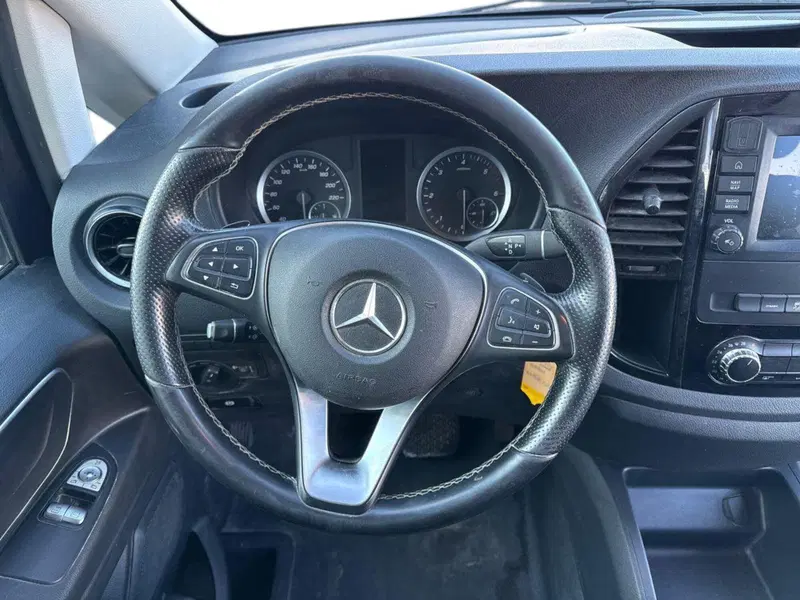 Mercedes-Benz Vito usata a Milano (11)