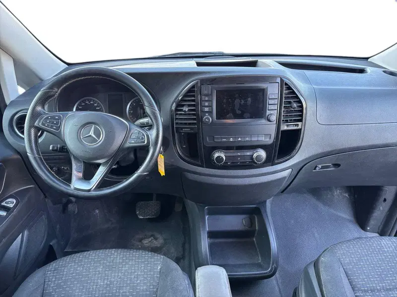 Mercedes-Benz Vito usata a Milano (9)