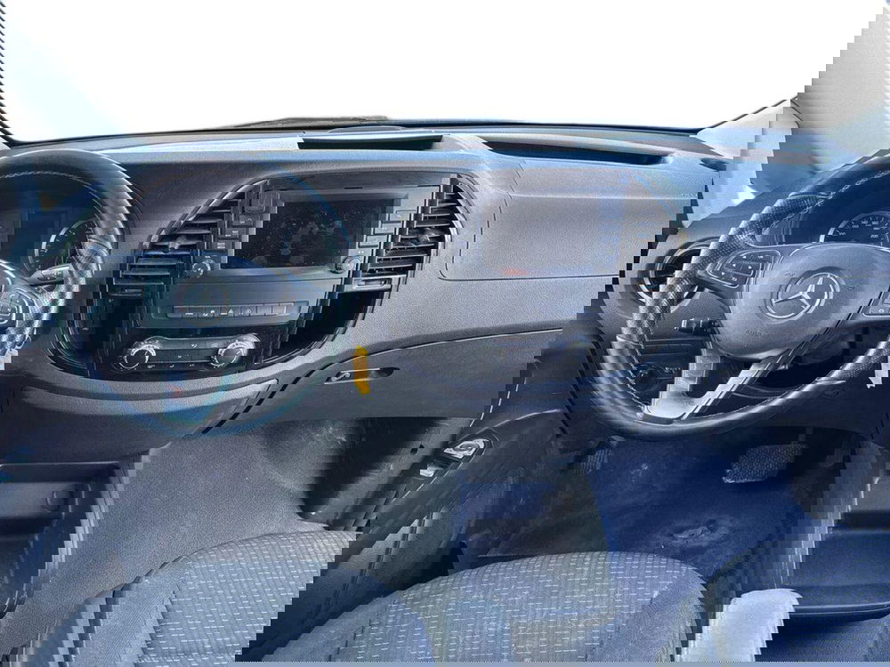 Mercedes-Benz Vito usata a Milano (9)