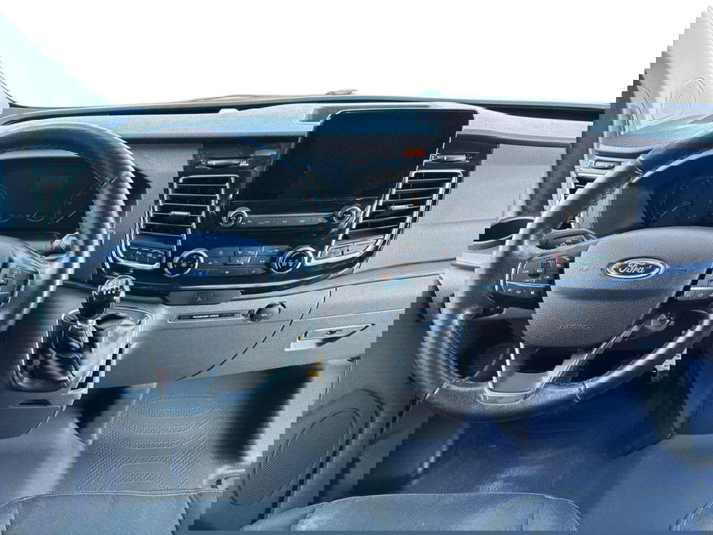 Ford E-Transit Custom Furgone usata a Milano (9)