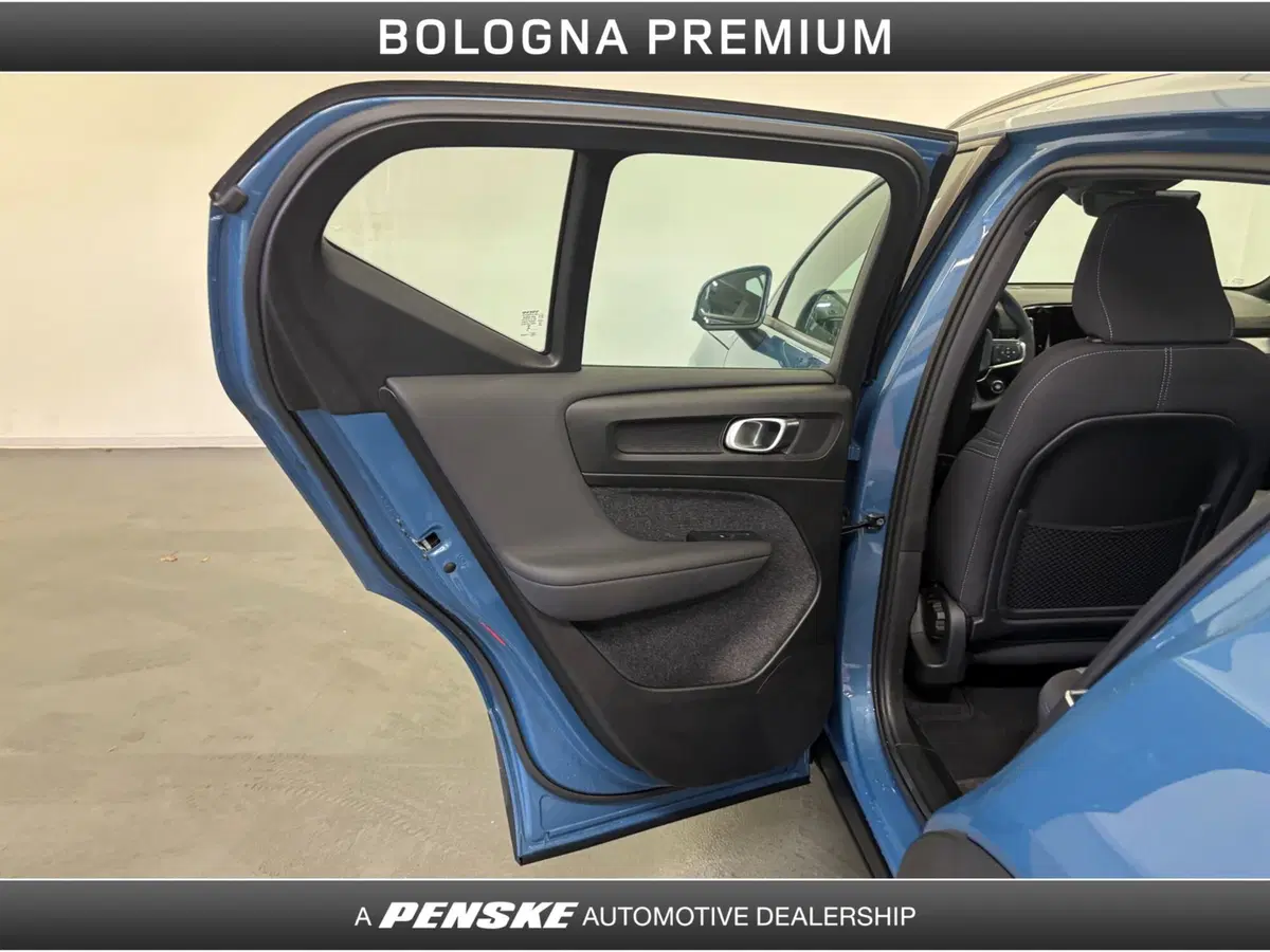 Volvo XC40 usata a Bologna (12)