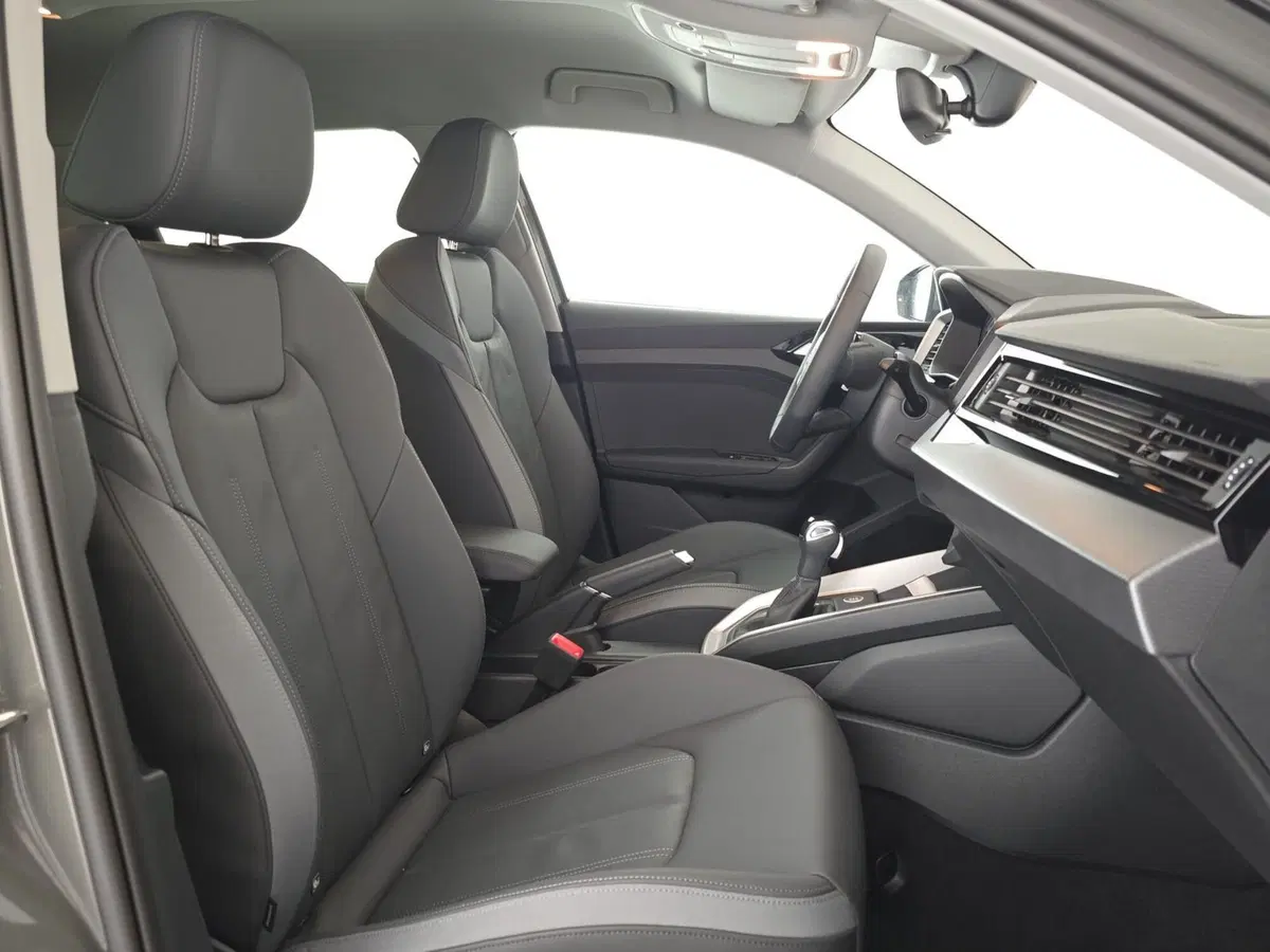 Audi A1 allstreet usata a Asti (12)