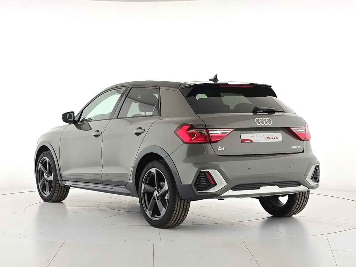Audi A1 allstreet usata a Asti (4)