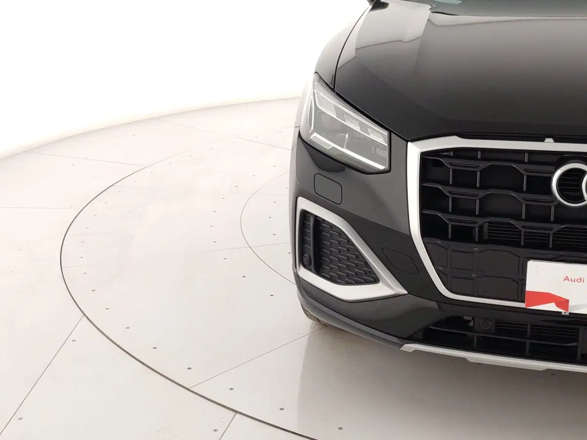 Audi Q2 usata a Massa-Carrara (5)