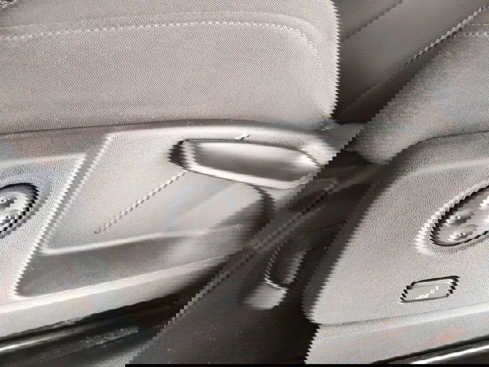 Audi Q5 usata a Massa-Carrara (9)