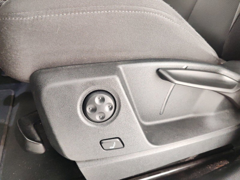 Audi Q5 usata a Massa-Carrara (9)