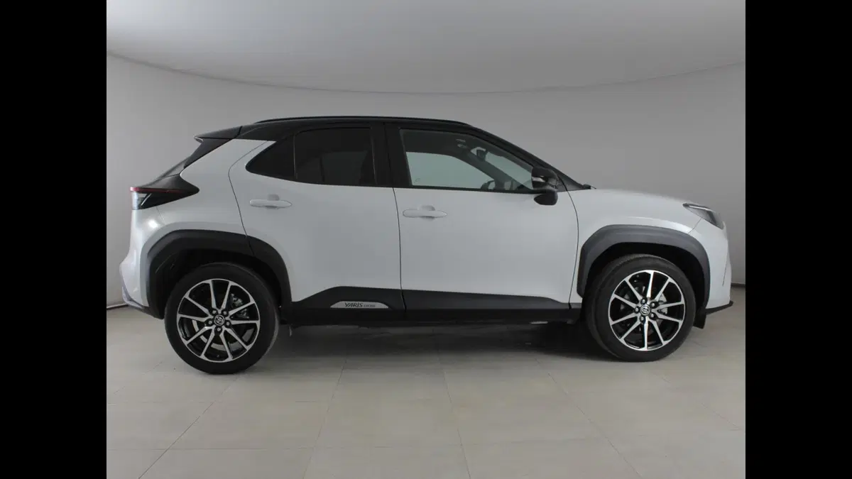 Toyota Yaris Cross usata a Palermo (13)