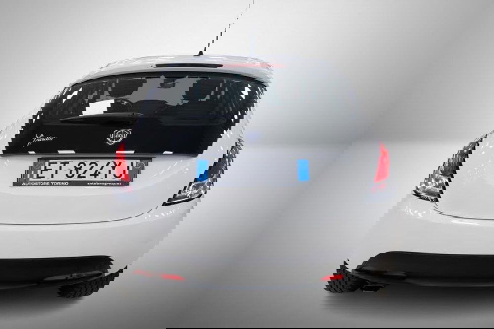 Lancia Ypsilon usata a Torino (5)