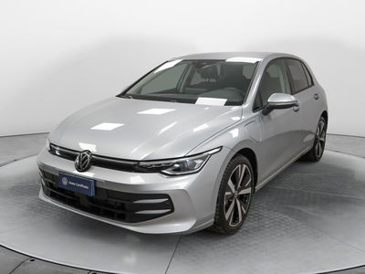 Volkswagen Golf 1.5 tsi ehybrid Edition 204cv dsg del 2025 usata a Carnago