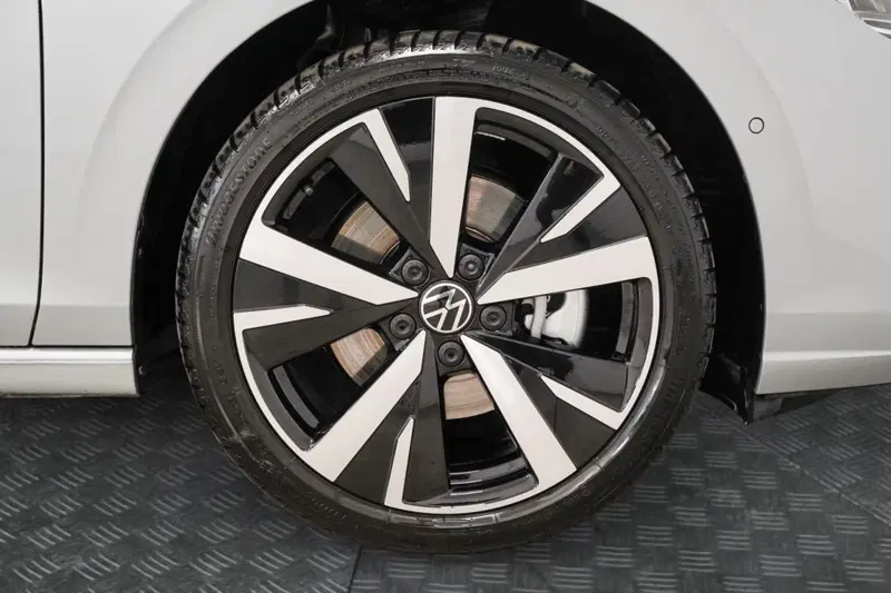 Volkswagen Golf usata a Varese (7)