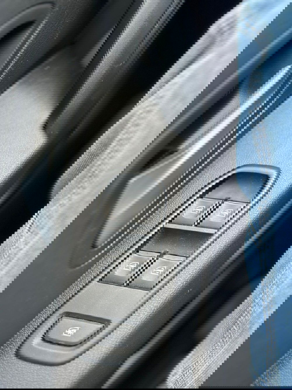 Dacia Duster usata a Firenze (15)