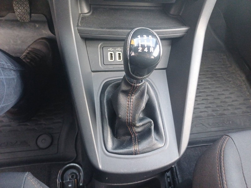 Ford Ka+ usata a Frosinone (13)