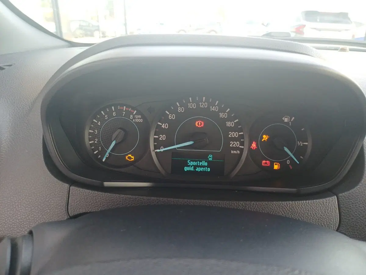 Ford Ka+ usata a Frosinone (15)
