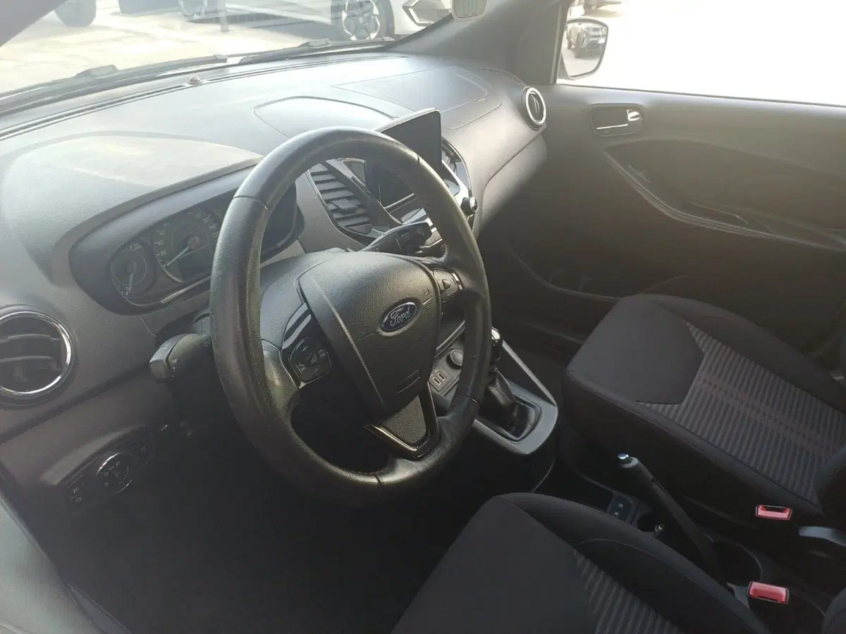 Ford Ka+ usata a Frosinone (9)
