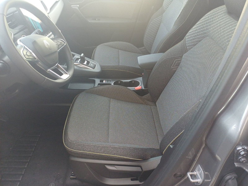 Renault Symbioz nuova a Frosinone (10)