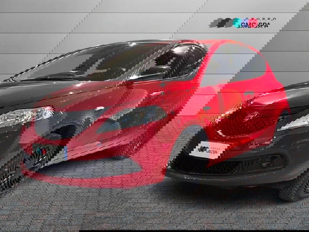 Lancia Ypsilon usata a Firenze