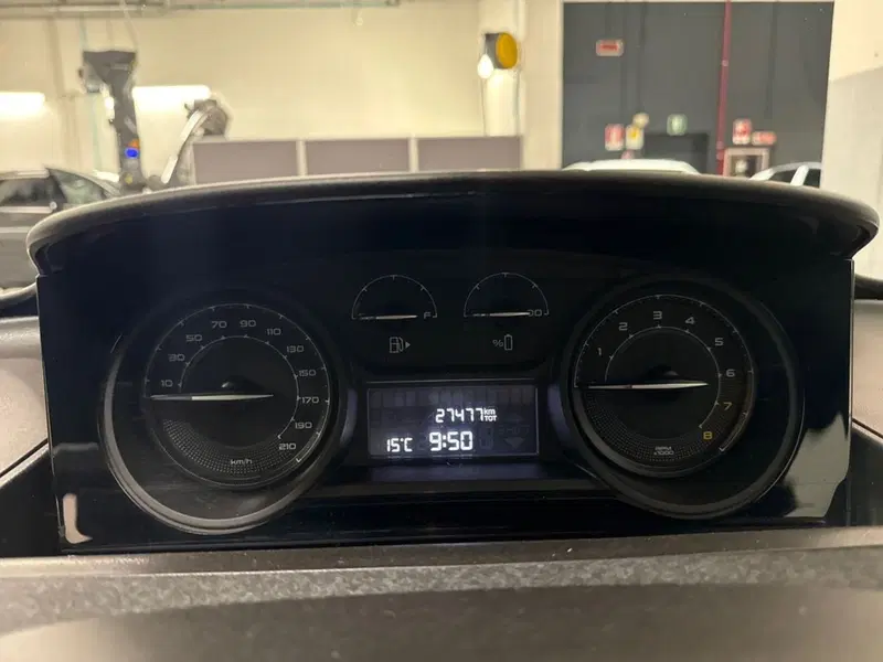 Lancia Ypsilon usata a Firenze (13)
