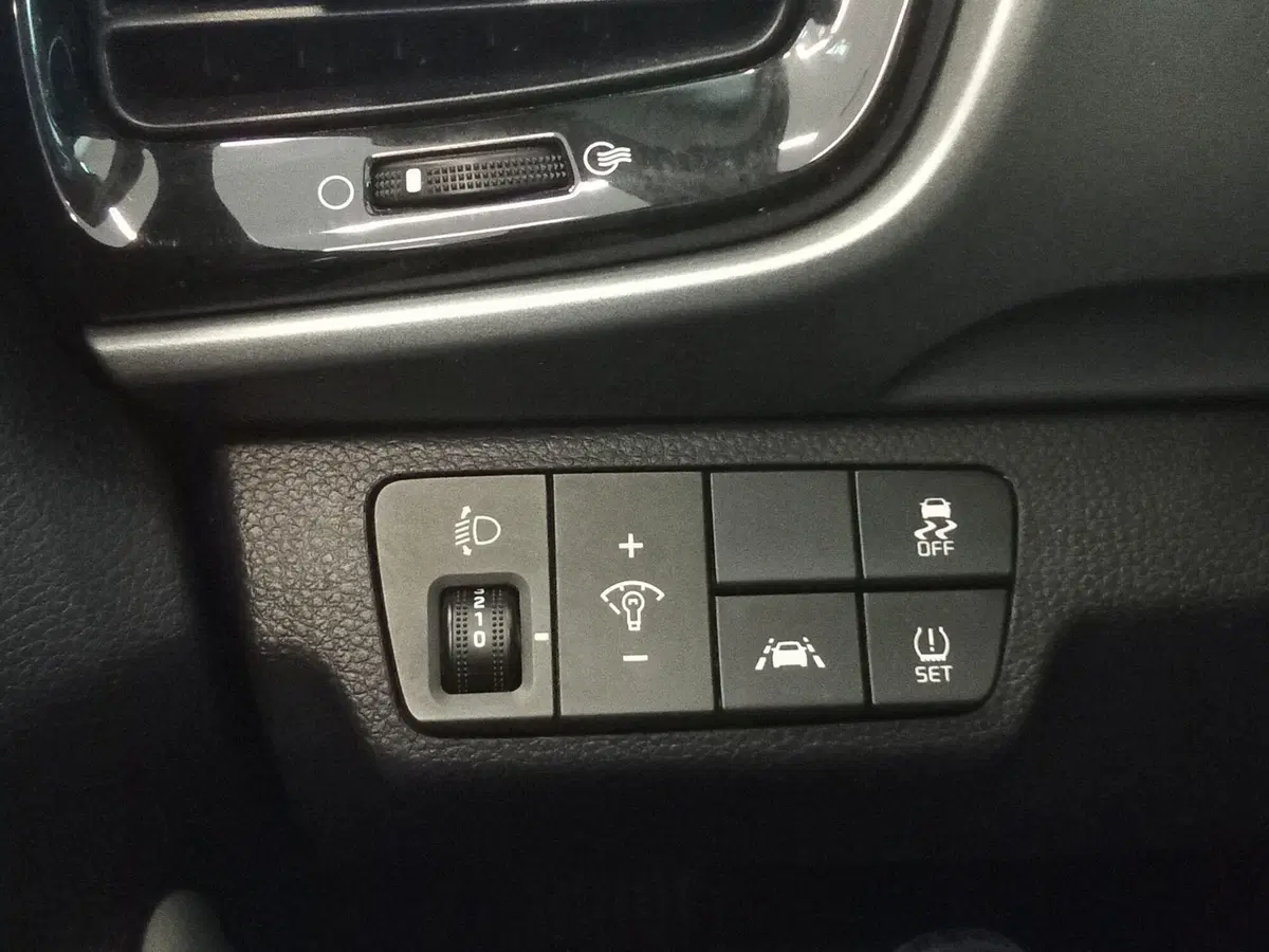 Kia Stonic usata a Rimini (14)