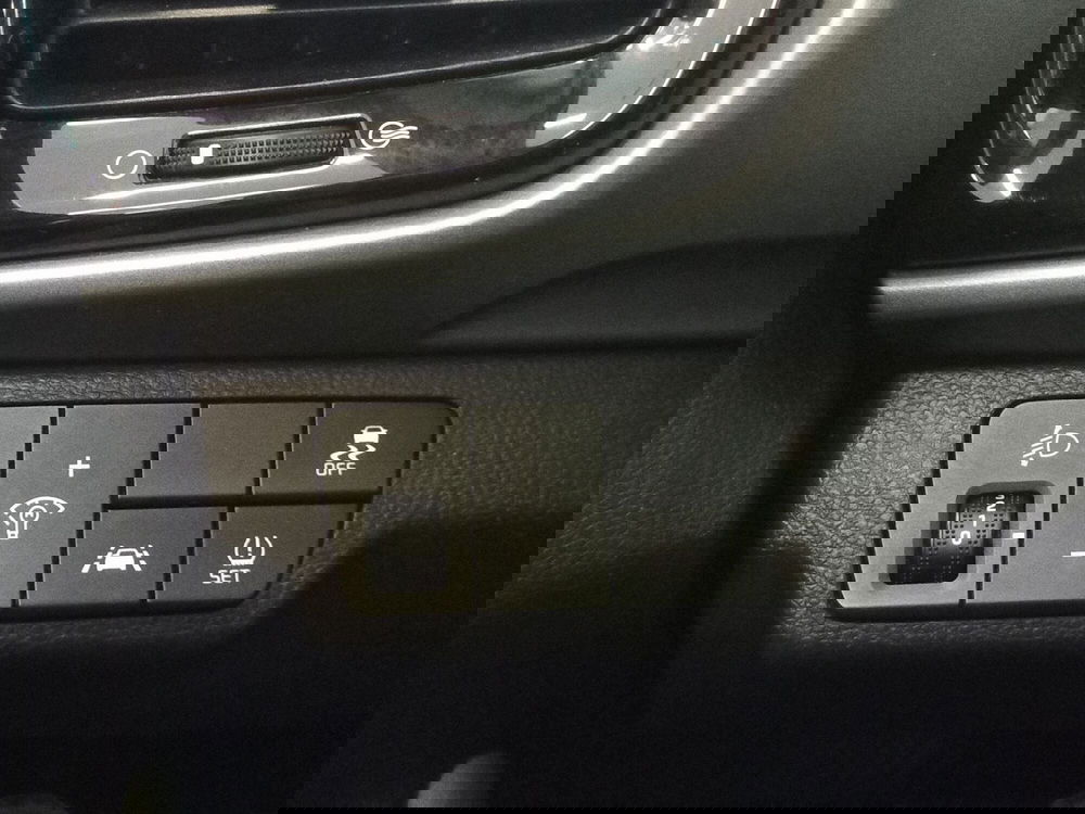 Kia Stonic usata a Rimini (14)