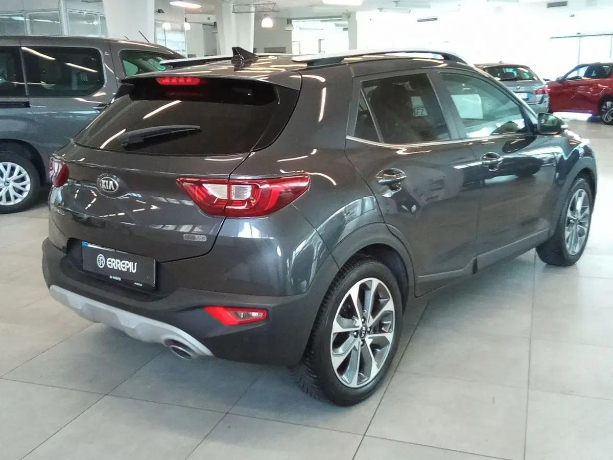 Kia Stonic usata a Rimini (2)
