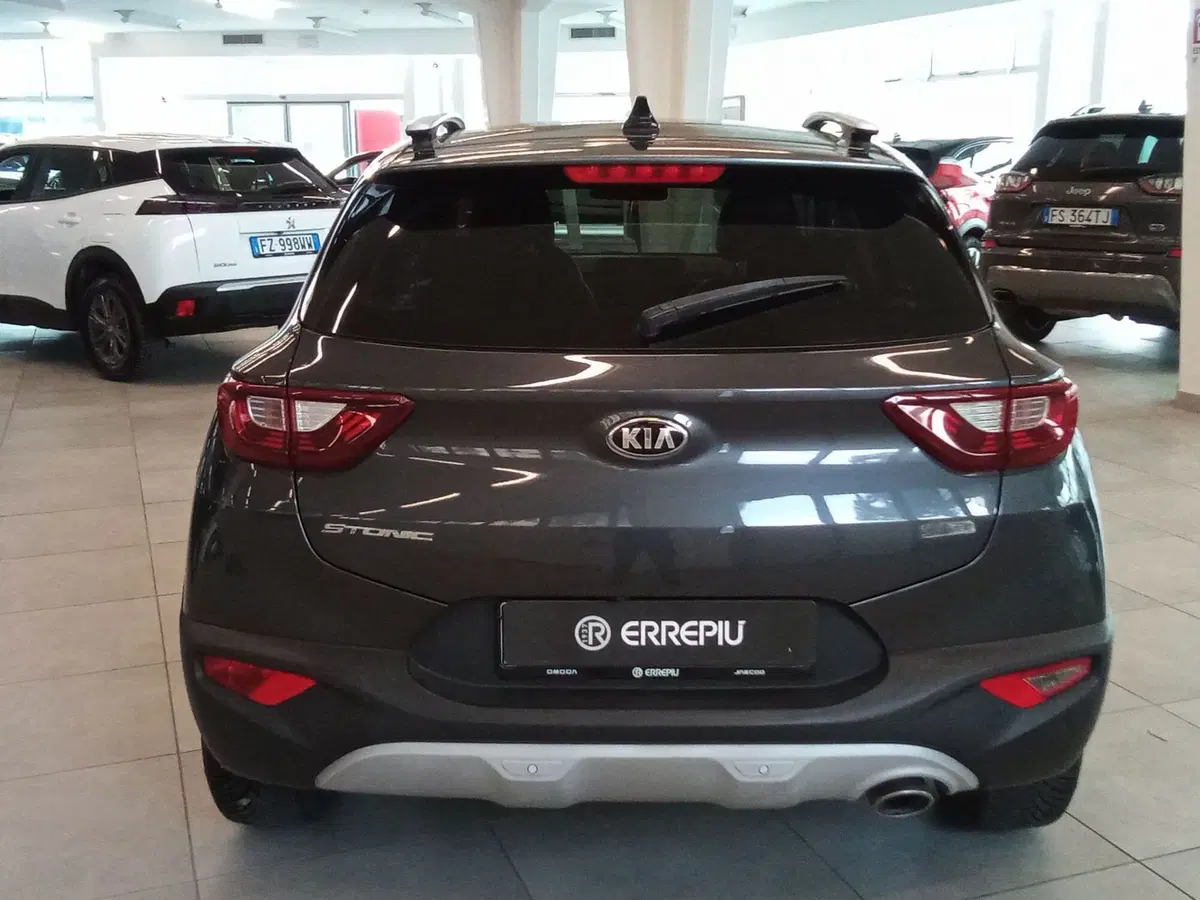 Kia Stonic usata a Rimini (9)