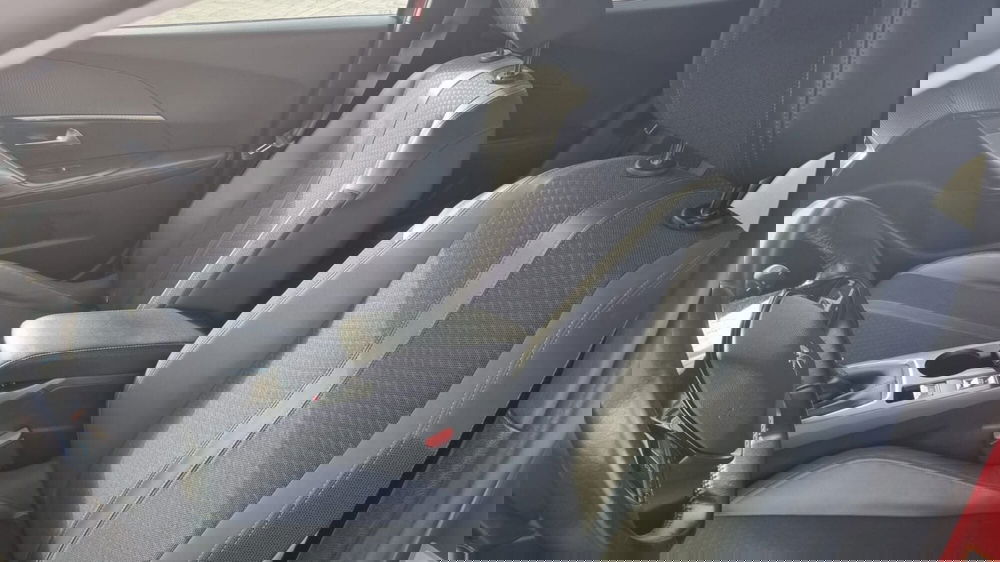 Peugeot 2008 usata a Lucca (7)